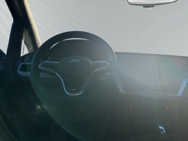 Volkswagen Touran 1.5 TSI Comfortline