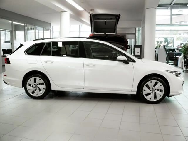 Volkswagen Golf 1.5 TSI Variant