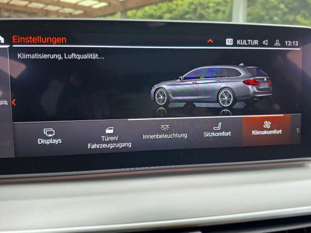 BMW 530 530d Luxury Line Touring xDrive