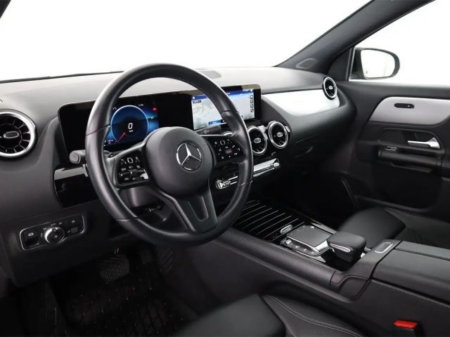 Mercedes-Benz GLA 180 GLA 180 d