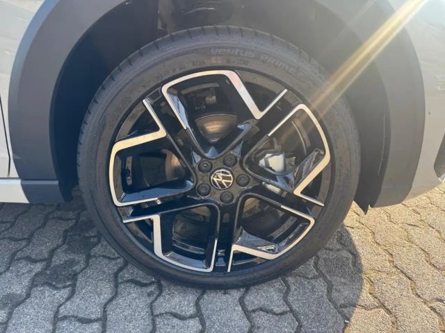 Volkswagen Taigo 1.5 TSI DSG R-Line