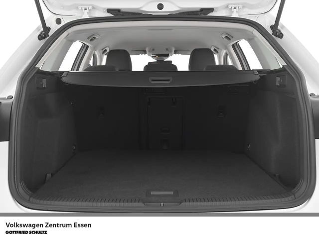 Volkswagen Golf Life Variant