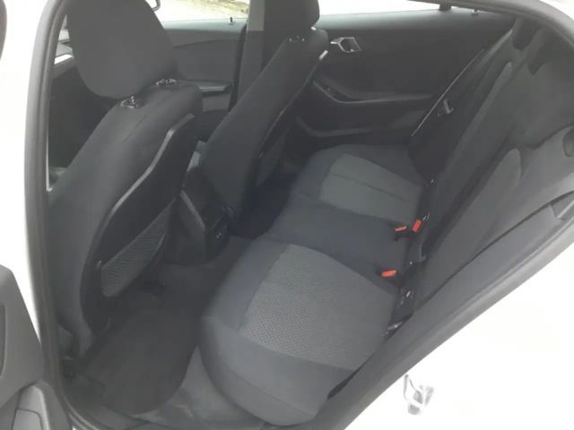 BMW 116 116i 5-deurs Sedan