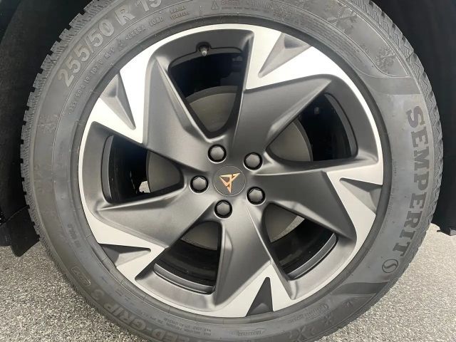 Cupra Tavascan 210kW/286PS