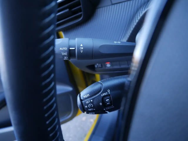 Peugeot E-208 Active Pack