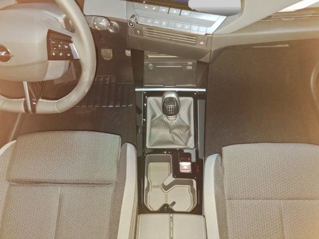 Opel Astra 1.2 Turbo Edition Turbo