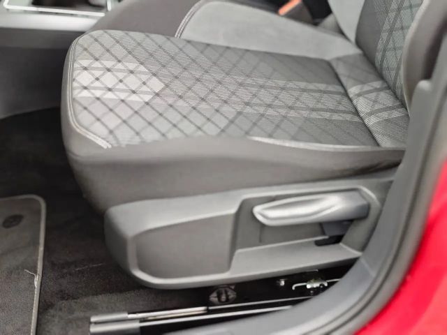 Volkswagen Taigo 1.5 TSI DSG R-Line