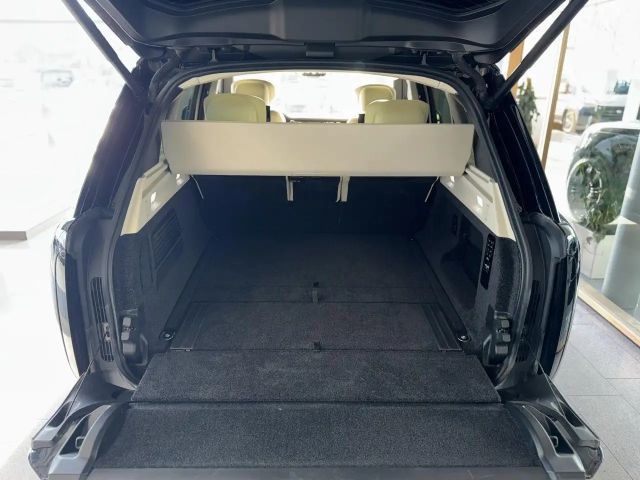 Land Rover Range Rover P530