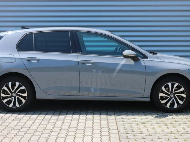 Volkswagen Golf Active