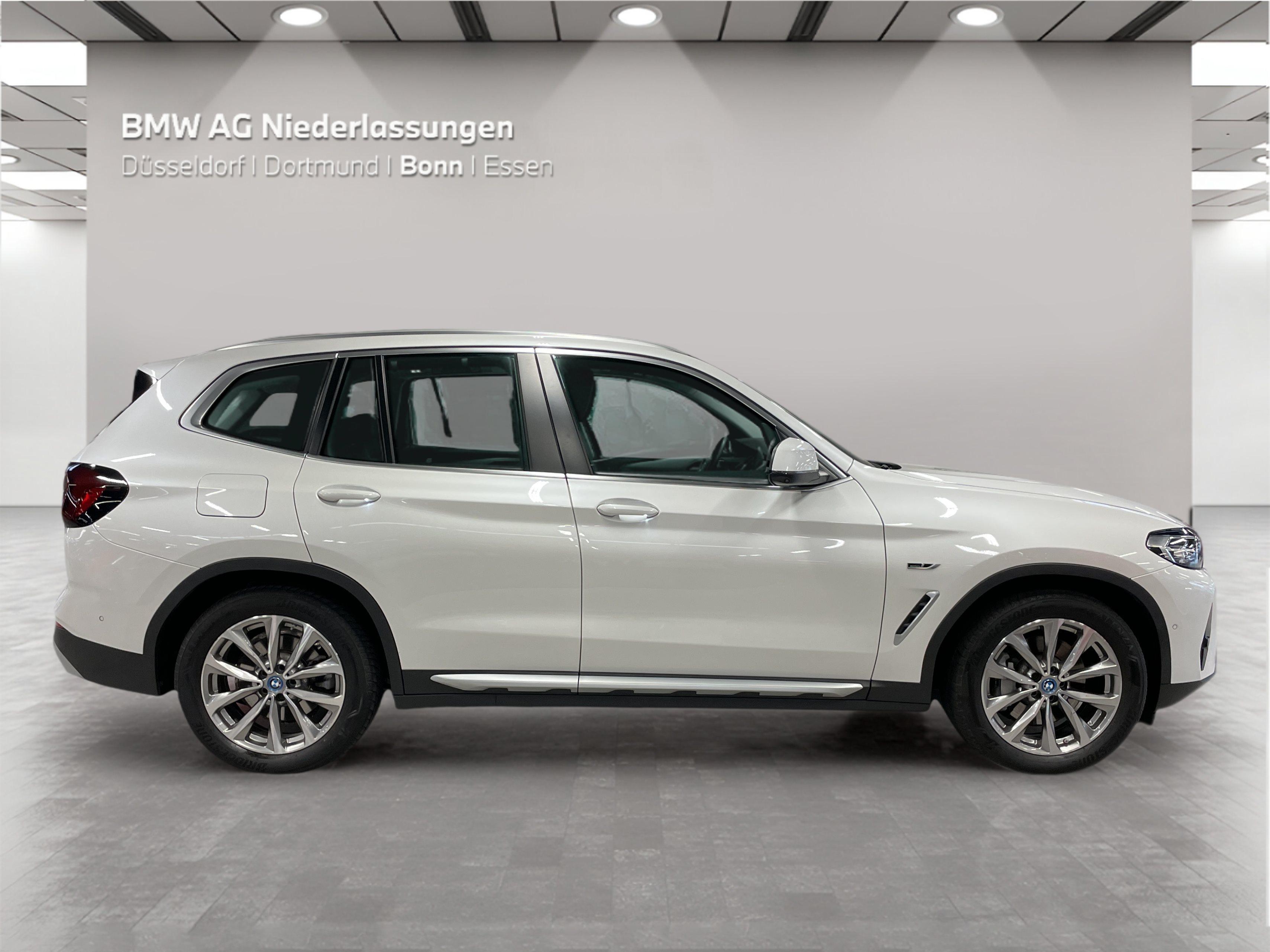BMW X3 xDrive30e