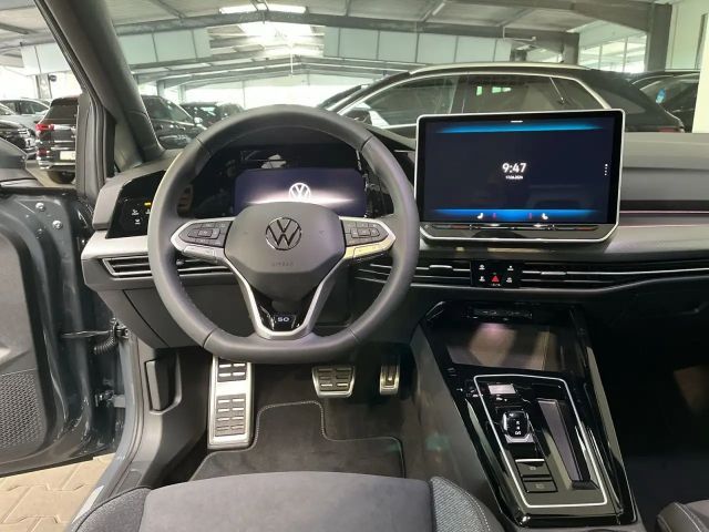 Volkswagen Golf 1.5 eTSI DSG