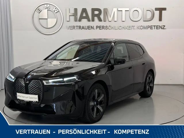 BMW iX xDrive50