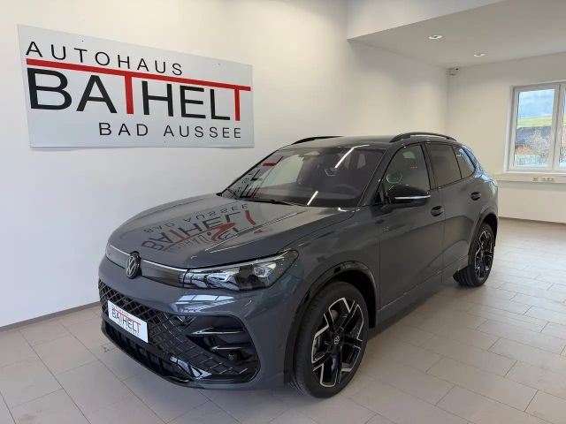 Volkswagen Tiguan 4Motion DSG R-Line