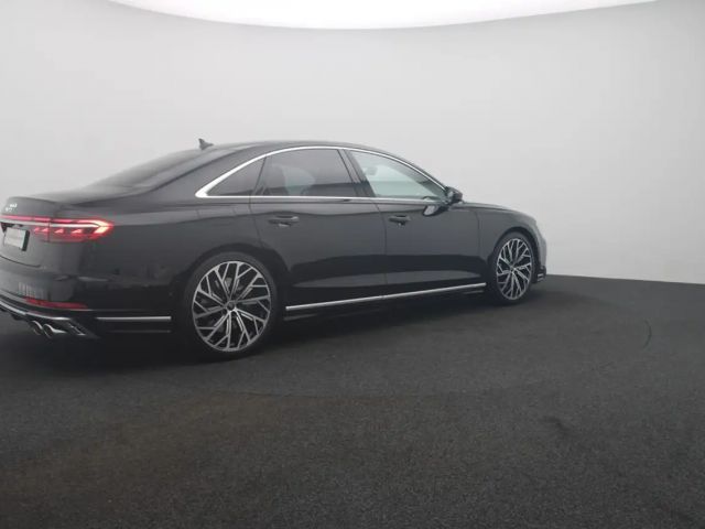 Audi S8 4.0 TFSI Quattro