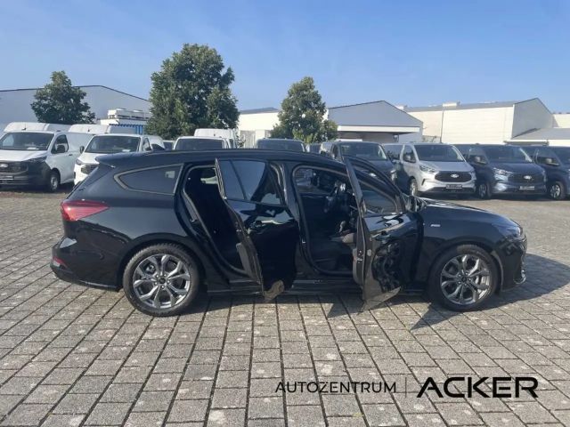 Ford Focus ST Line Wagon