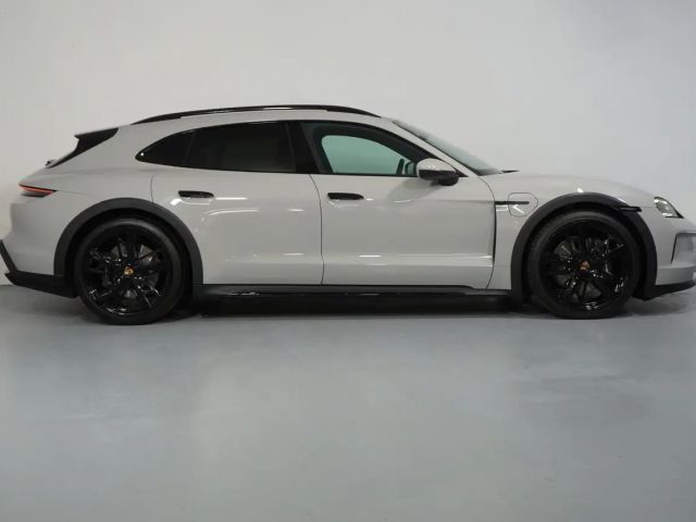 Porsche Taycan 4 Cross Turismo