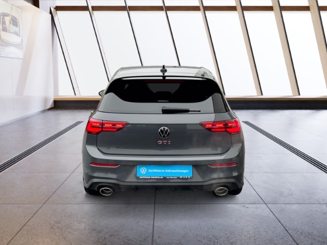 Volkswagen Golf 2.0 TSI DSG IQ.Drive