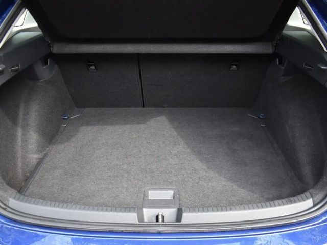 Volkswagen Taigo 1.0 TSI DSG Life