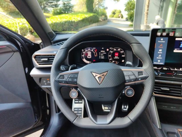 Cupra Formentor 1.5 eTSI 150 PS  AHK-klappbar Navi Leder Digitales