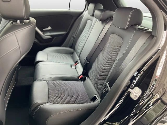 Mercedes-Benz A 200 Progressive