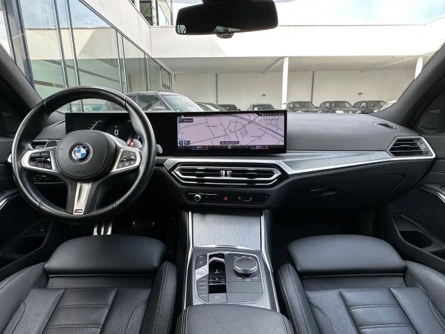 BMW 330 330d M-Sport Touring xDrive