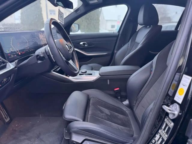 BMW 320 320d M-Sport Sedan xDrive