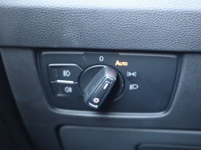 Volkswagen Passat Business Variant