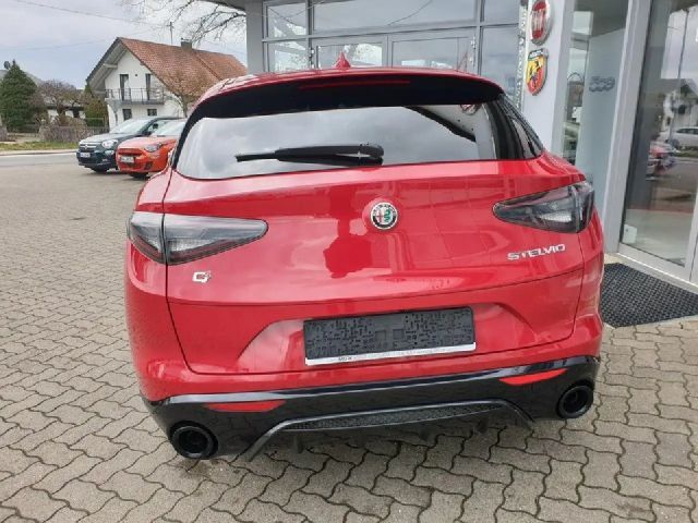 Alfa Romeo Stelvio Q4
