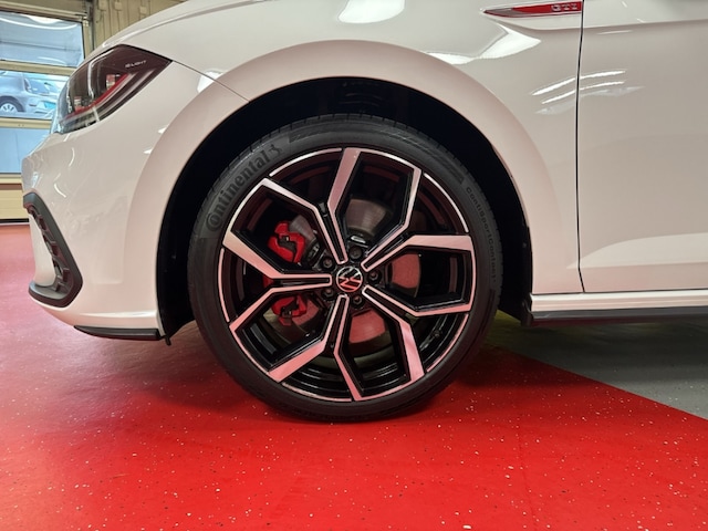 Volkswagen Polo 2.0 TSI DSG