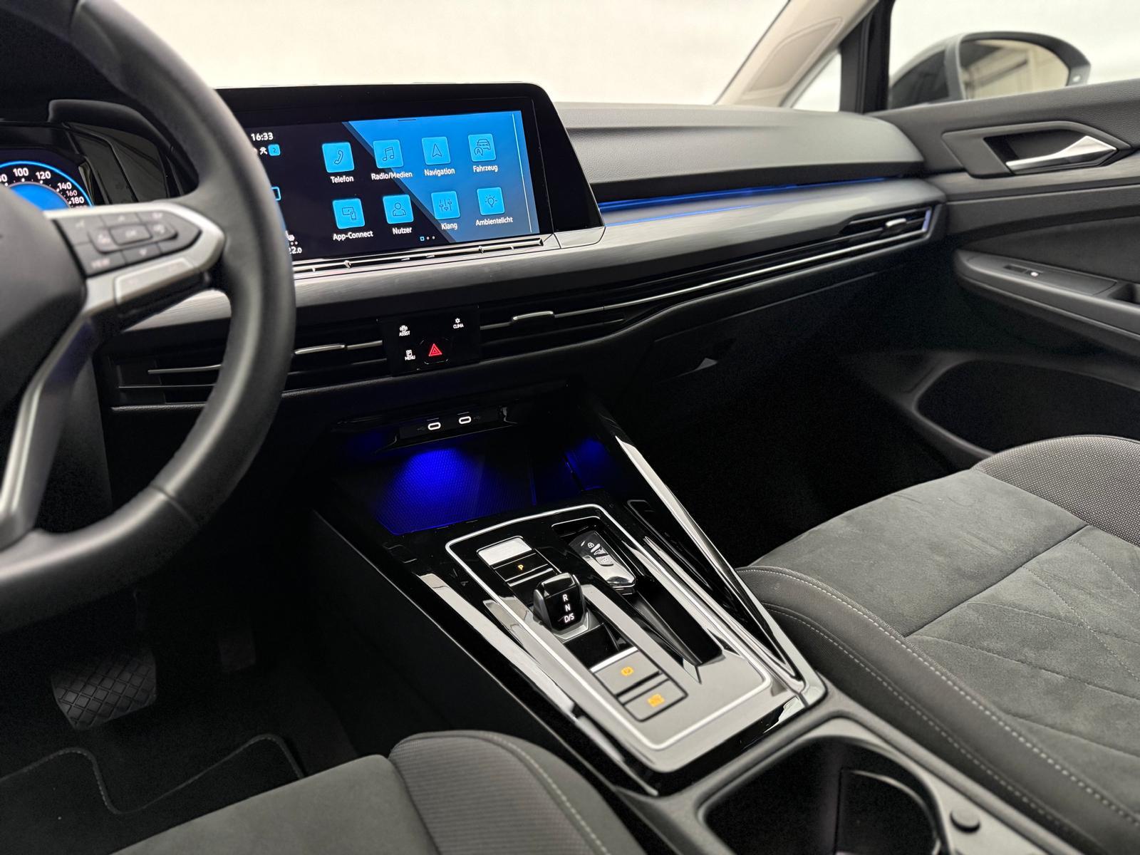 Volkswagen Golf IQ.Drive Style