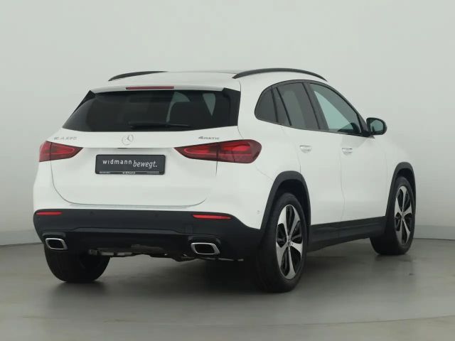 Mercedes-Benz GLA 220 4MATIC