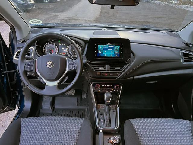 Suzuki S-Cross Hybrid