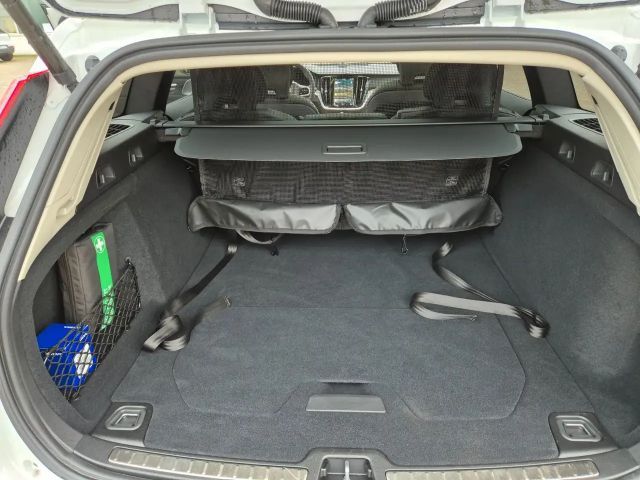 Volvo V60 Dark Ultra