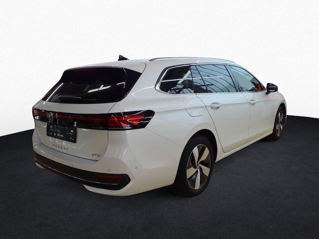 Volkswagen Passat 1.5 eTSI Business DSG Variant