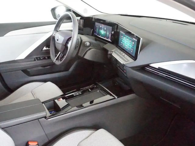 Opel Astra Elegance Hybrid Innovation