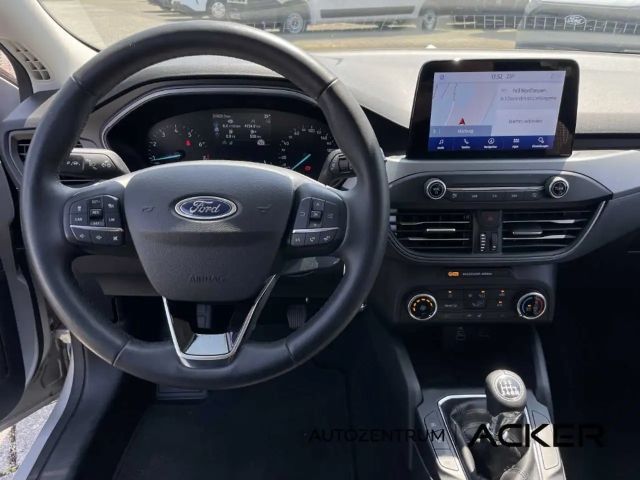 Ford Focus Cool & Connect Wagon