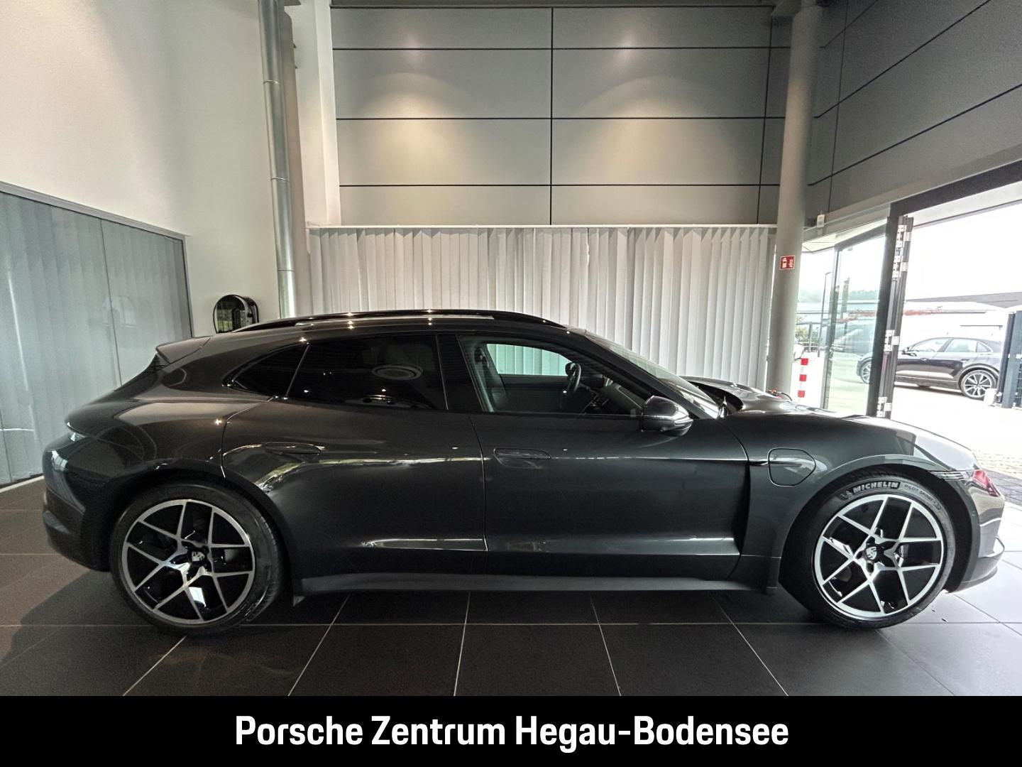 Porsche Taycan Sport Turismo