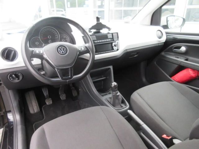 Volkswagen up! Style