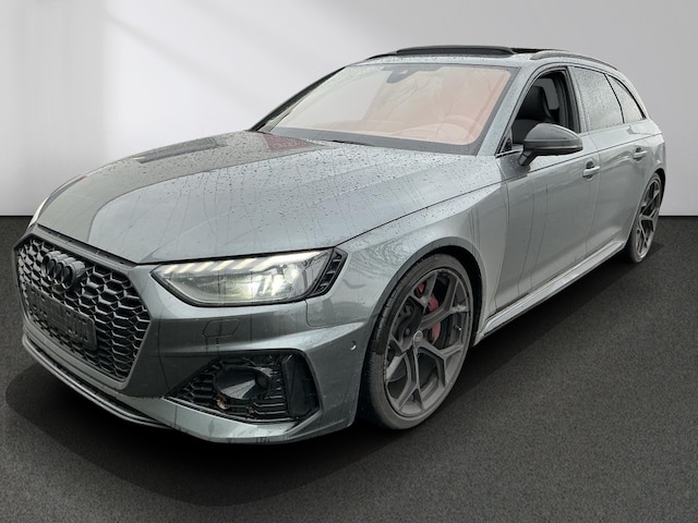 Audi RS4 Avant Quattro