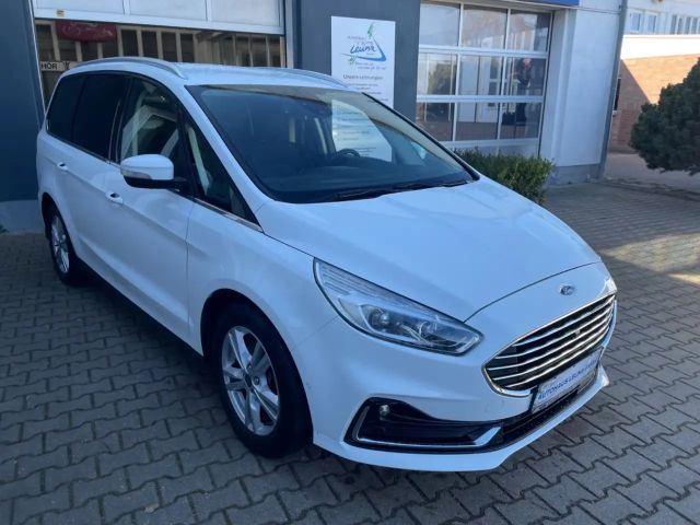 Ford Galaxy Titanium