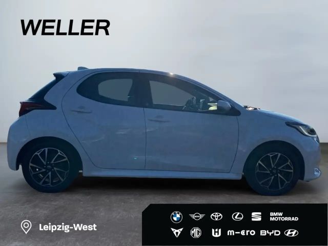 Toyota Yaris Hatchback Hybride Team D