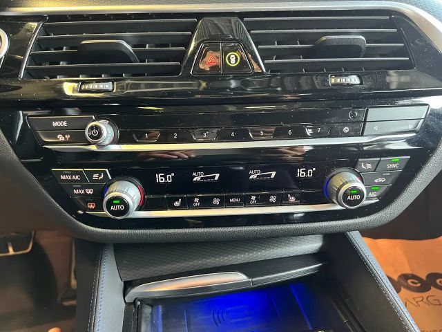 BMW 530 530d M-Sport Sedan