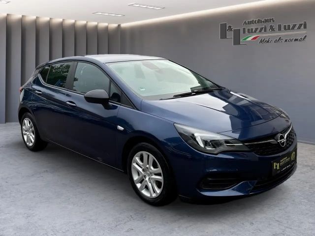 Opel Astra K Lim. 5-trg. (08.2015*SHZ*KAMERA*PDC*
