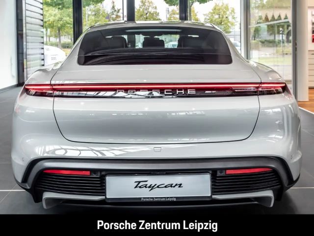 Porsche Taycan 4