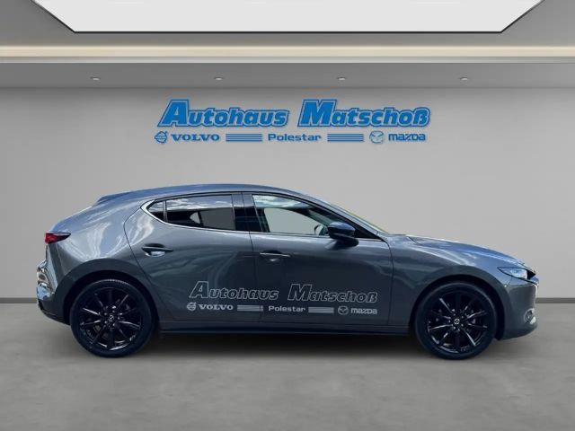 Mazda 3 Homura SkyActiv e-Skyactiv