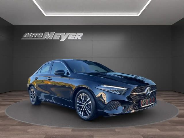 Mercedes-Benz A 200 Progressive