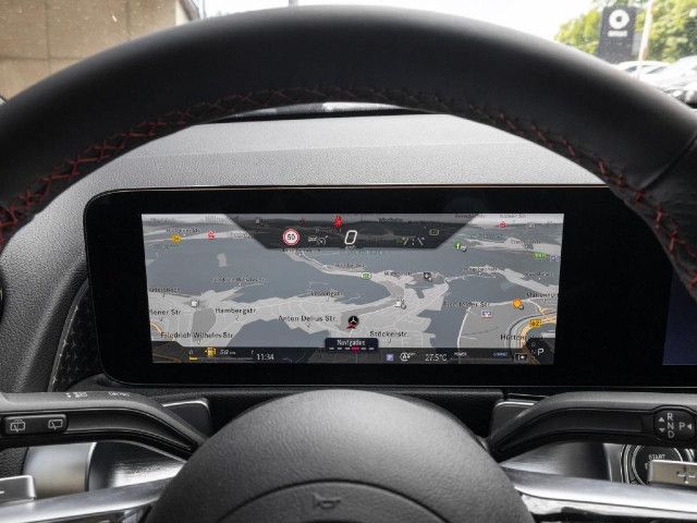 Mercedes-Benz GLB 180 