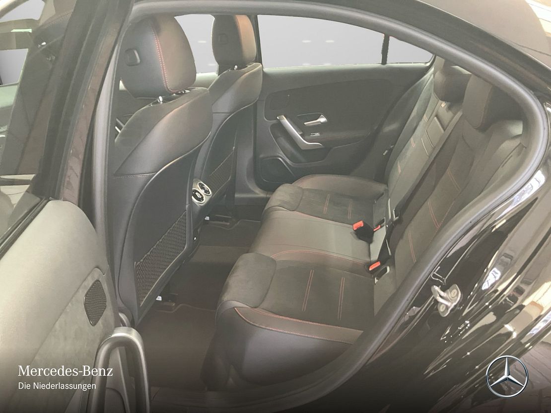 Mercedes-Benz A 200 AMG Line