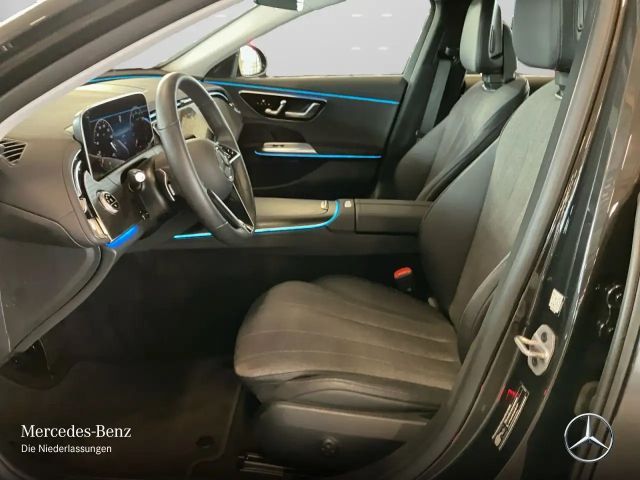 Mercedes-Benz E 200 AVANTGARDE Estate