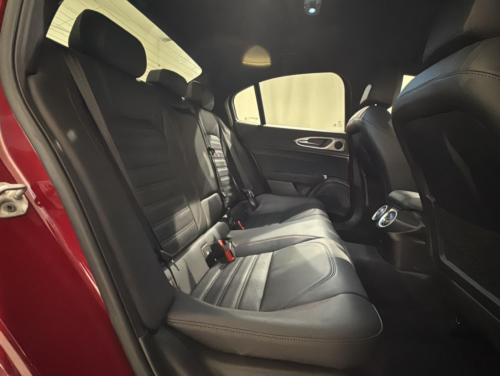 Alfa Romeo Giulia Q4